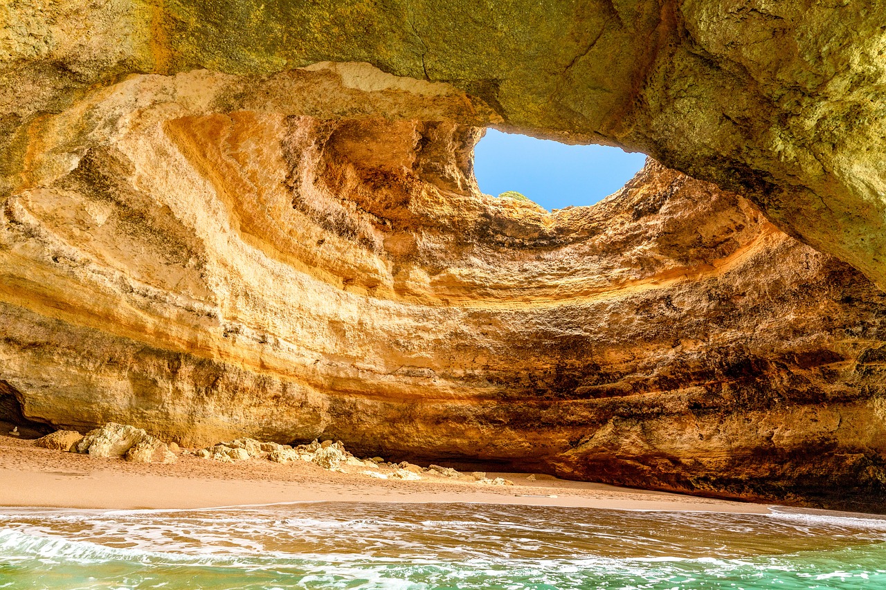 Explorar a beleza única de Portugal: Lugares para visitar