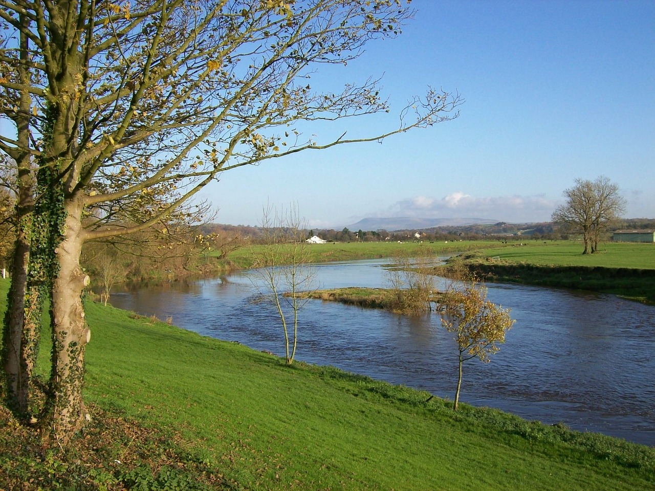 Quintessentially English: Charming Towns to Explore