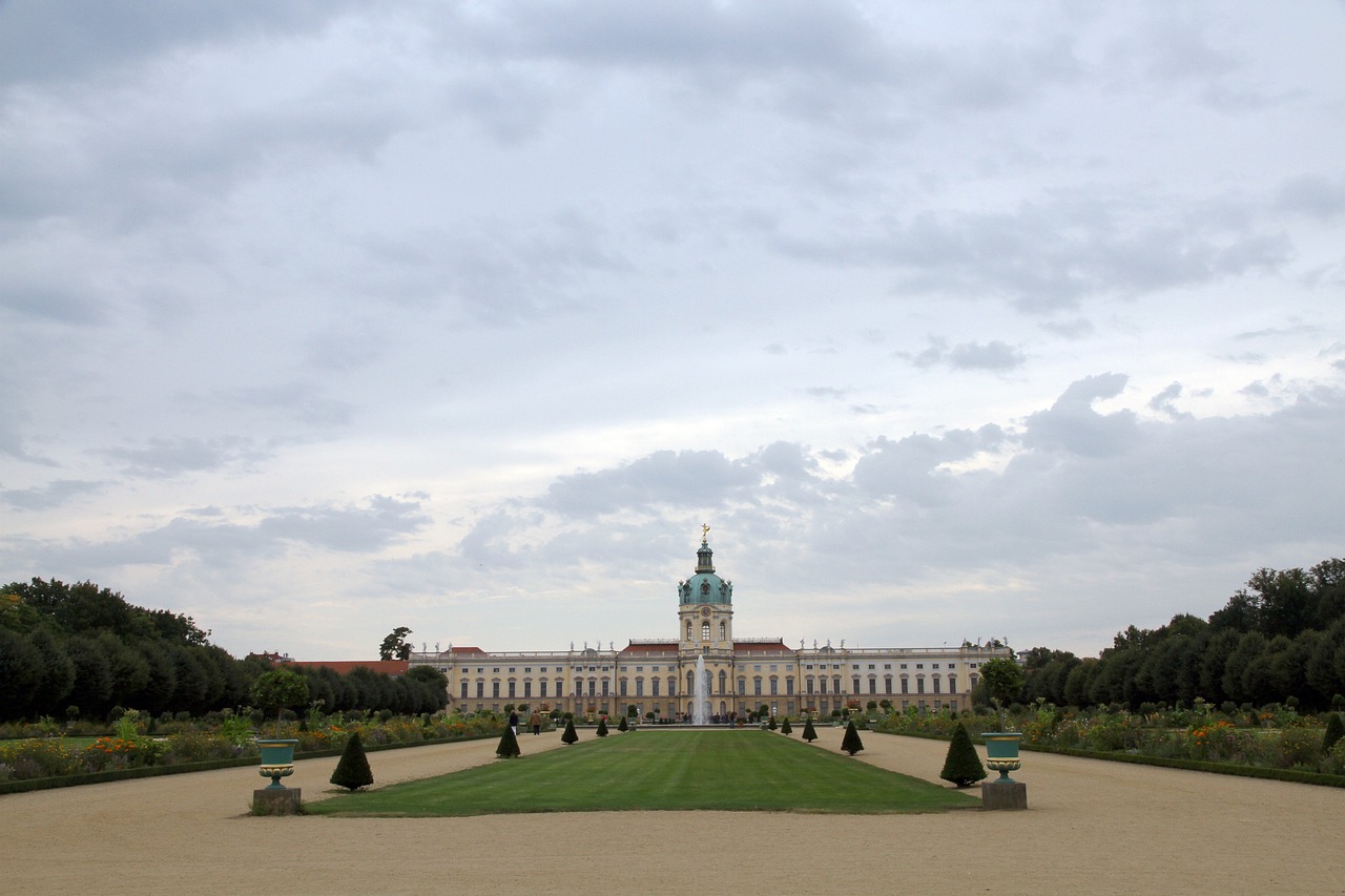 Royal Residences: Exploring England's Stately Homes